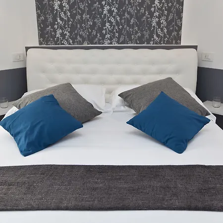 Relais Praxedis 3* Rom